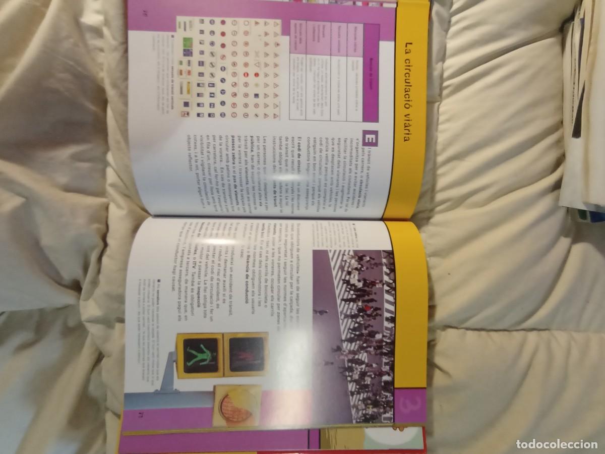 Libros de segunda mano: Libro Viure en societat - Foto 8