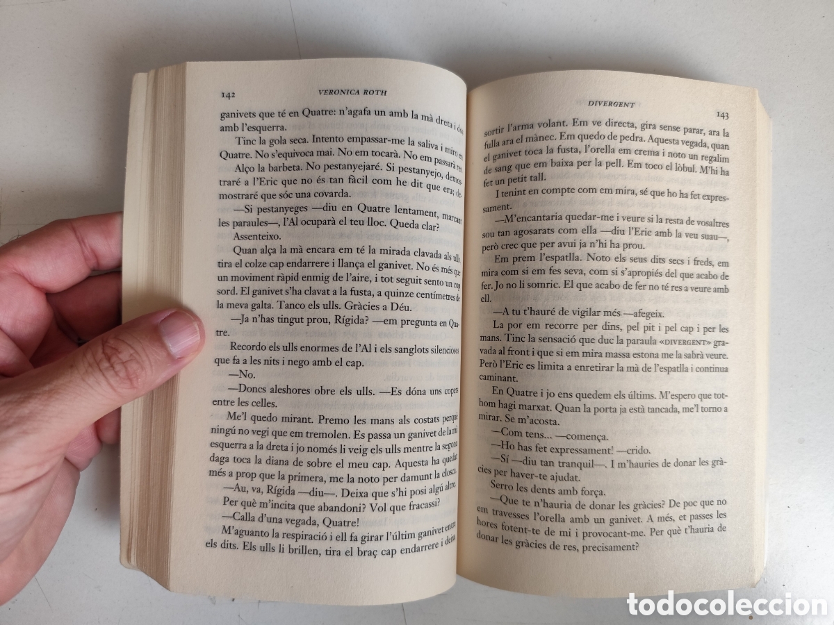 Libros de segunda mano: Libro. Divergent, Veronica Roth. Catal&agrave; - Foto 4