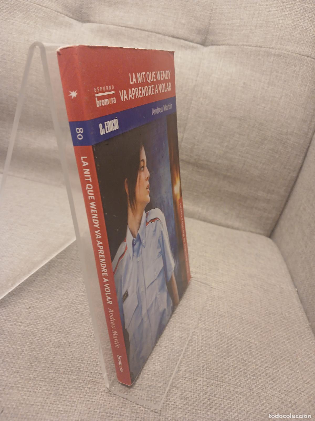 Libros de segunda mano: La nit que Wendy va aprendre a volar - Andreu Mart&iacute;n - Foto 2
