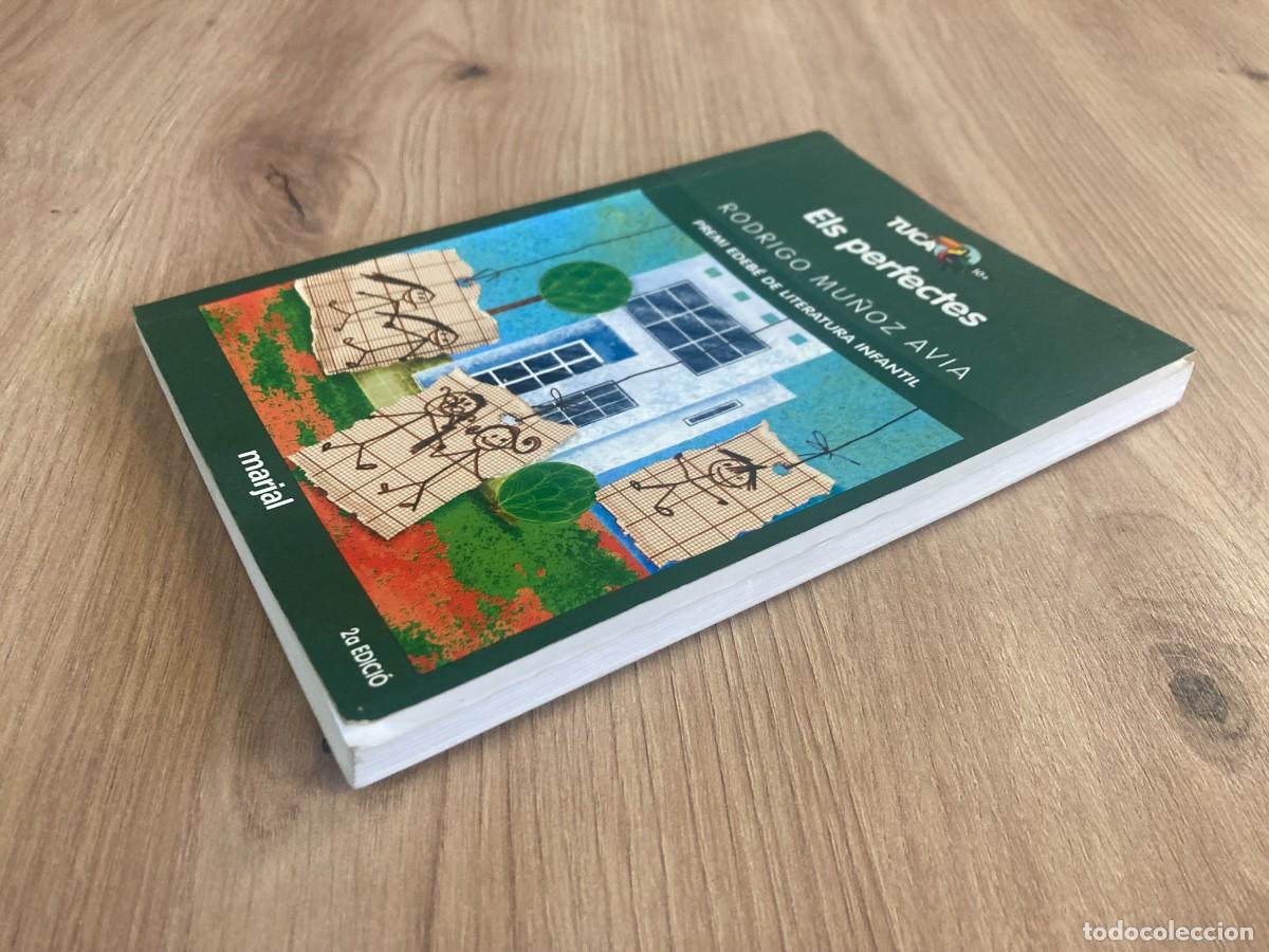 Libros de segunda mano: Els perfectes Rodrigo Mu&ntilde;oz Avia - Foto 4