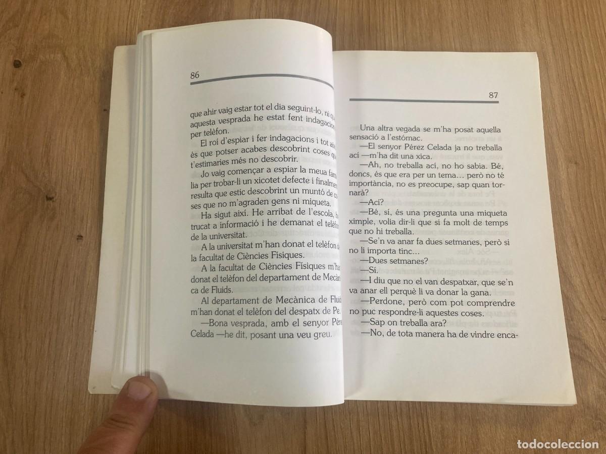 Libros de segunda mano: Els perfectes Rodrigo Mu&ntilde;oz Avia - Foto 6