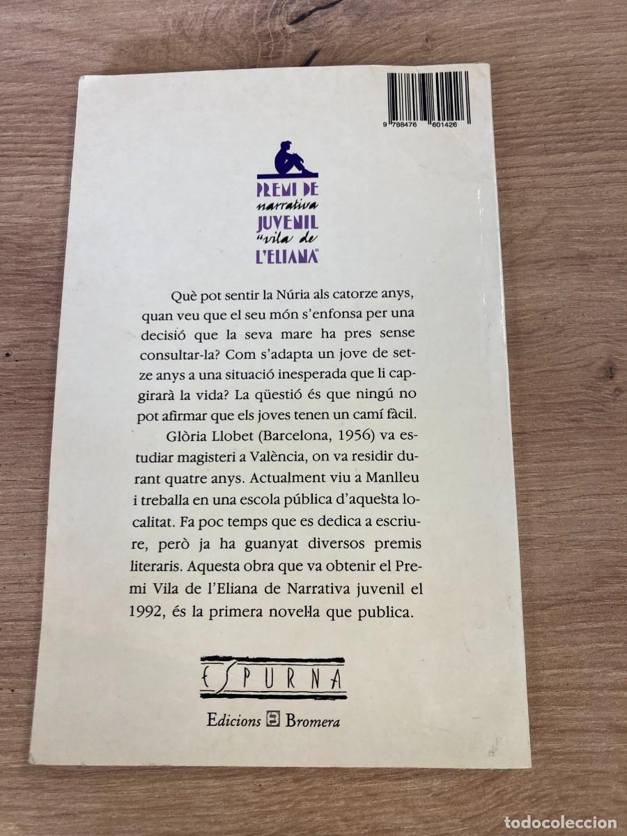 Libros de segunda mano: Qu&egrave; tangoixa, N&uacute;ria? Gl&ograve;ria Llobet - Foto 2
