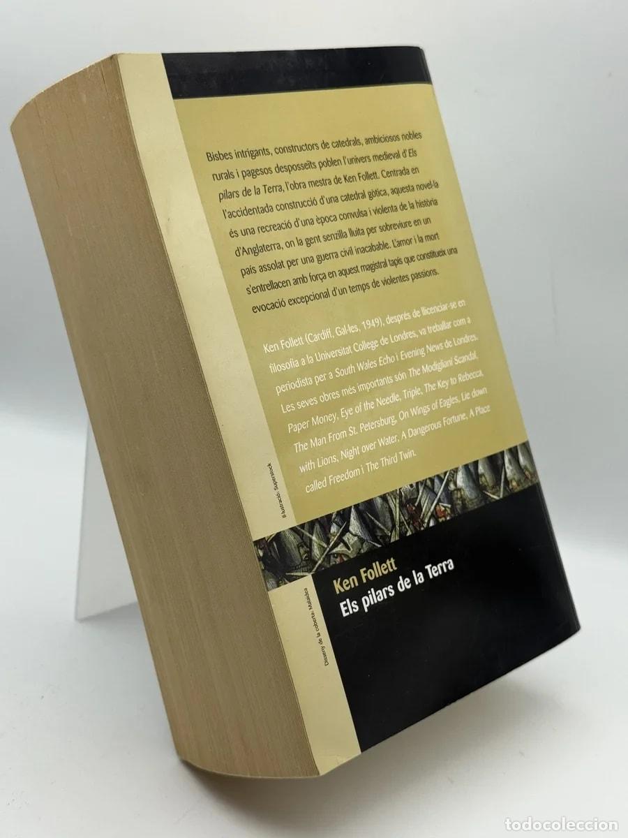 Libros de segunda mano: Els pilars de la Terra - Ken Follett - Foto 2