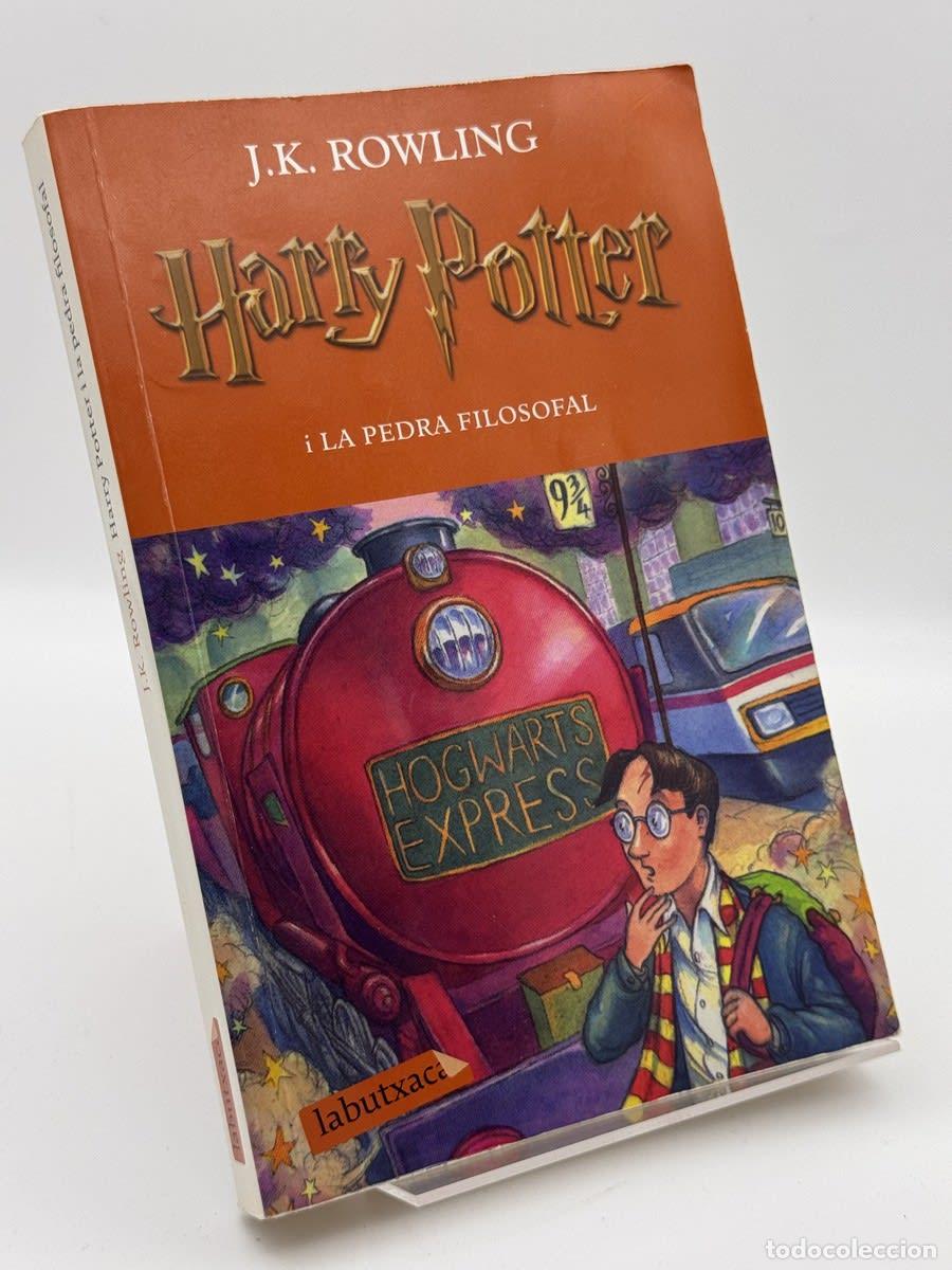 Libros de segunda mano: Harry Potter i la pedra filosofal - J. K. Rowling