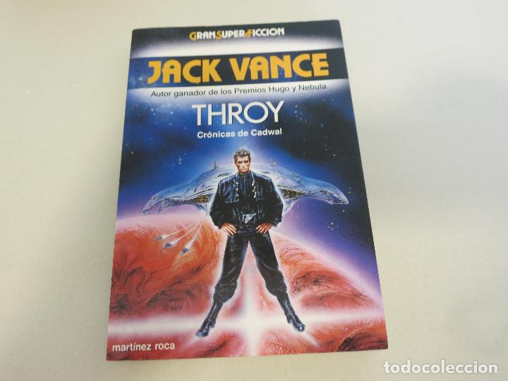 Libros de segunda mano: THROY JACK VANCE CIENCIA FICCION MARTINEZ ROCA GRAN SUPER FICCION CRONICAS CADWAL