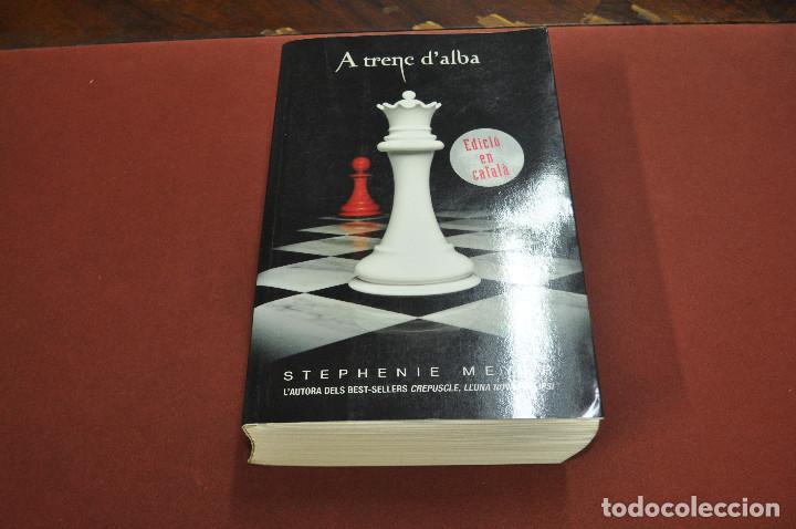 Libros de segunda mano: A trenc d'alba - Stephenie Meyer - Alfaguara - NOB