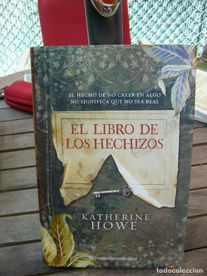 Libros de segunda mano: El Libro de los Hechizos - Foto 1