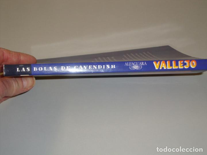 Libros de segunda mano: Las bolas de cavendish Vallejo - Foto 3