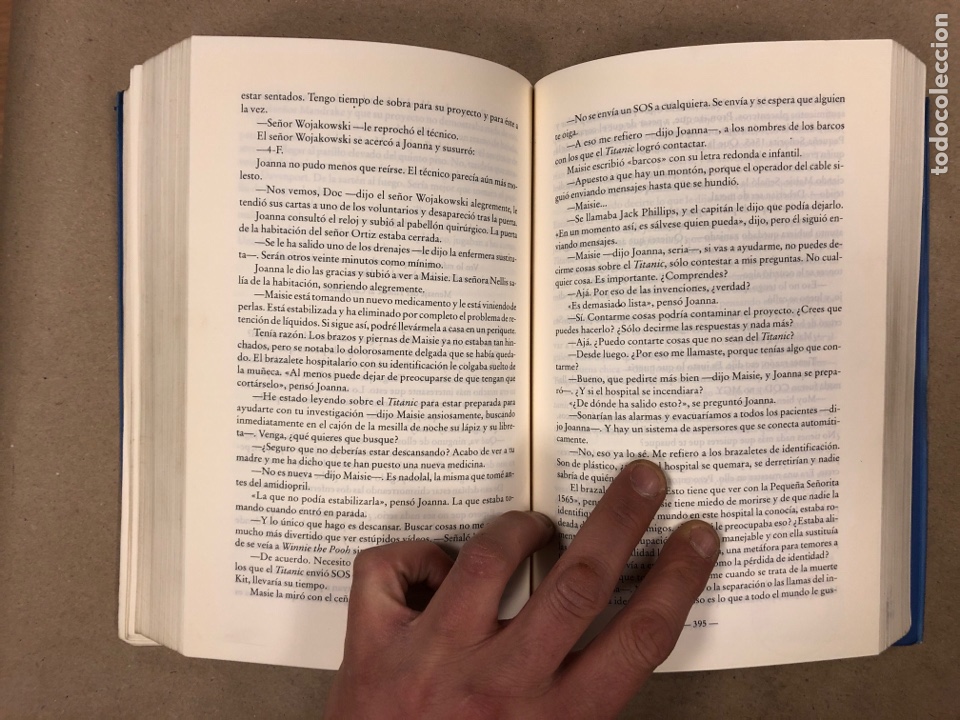 Libros de segunda mano: TR&Aacute;NSITO. CONNIE WILLIS. EDICIONES B 2003. - Foto 5