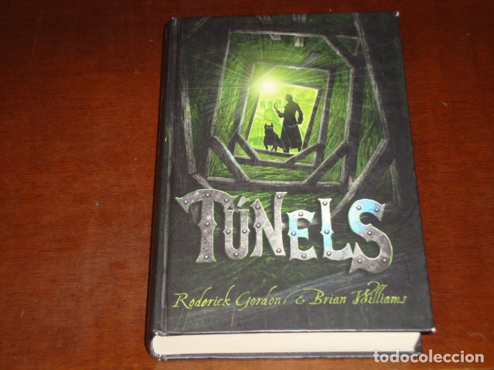 Libros de segunda mano: Tunels - Foto 1