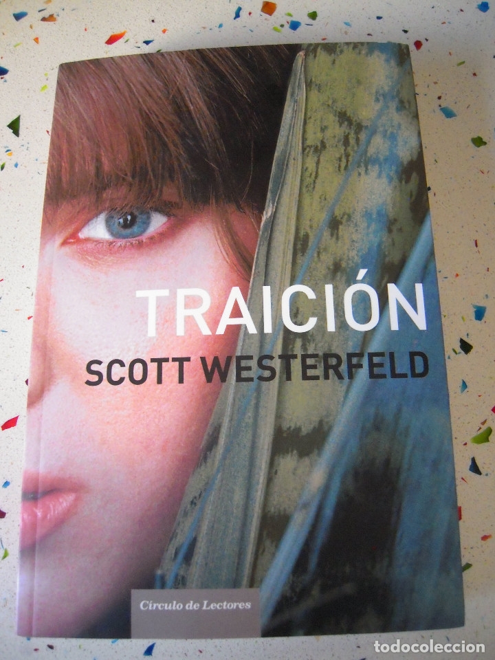 Libros de segunda mano: Traici&oacute;n - Foto 1