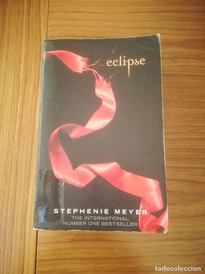 Libros de segunda mano: ECLIPSE STEPHENIE MEYER EDITORIAL ATOM 2008 (EN INGLES) - Foto 1