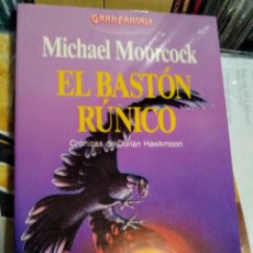 Libros de segunda mano: EL BASTÓN RUNICO DE MICHAEL MOORCOCK. Lote 233393260