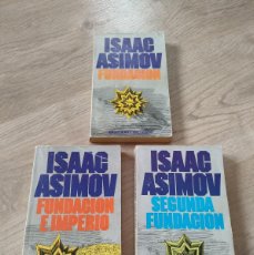 Libros de segunda mano: ISAAC ASIMOV FUNDACION TRILOGIA ORIGINAL SEGUNDA E IMPERIO BRUGUERA. Lote 374313464