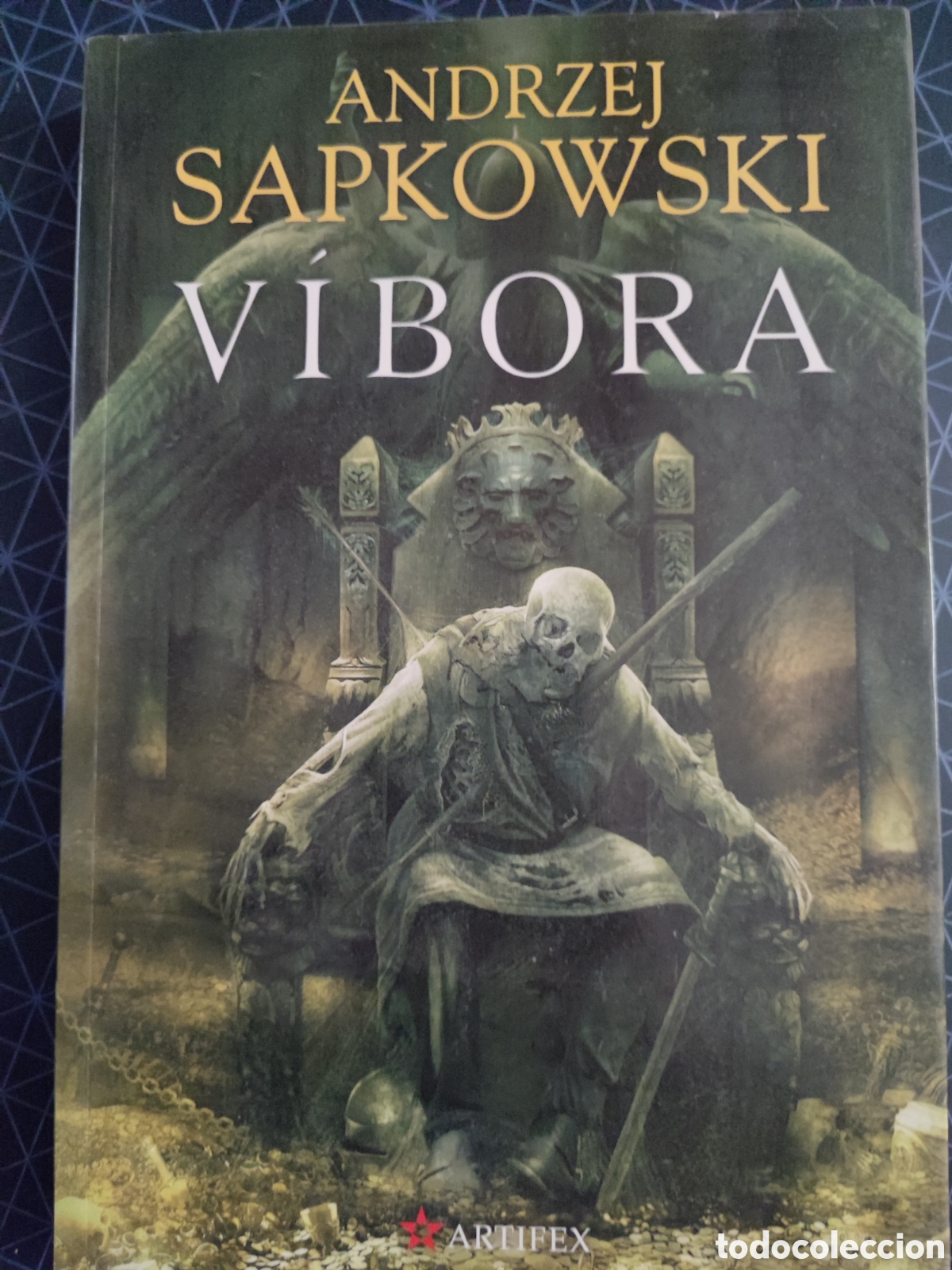 Libros de segunda mano: V&iacute;bora. Sapkowski - Foto 1