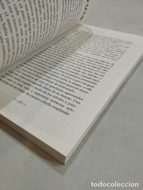 Libros de segunda mano: Peter Beere - La maldici&oacute;n de la espada - Foto 2