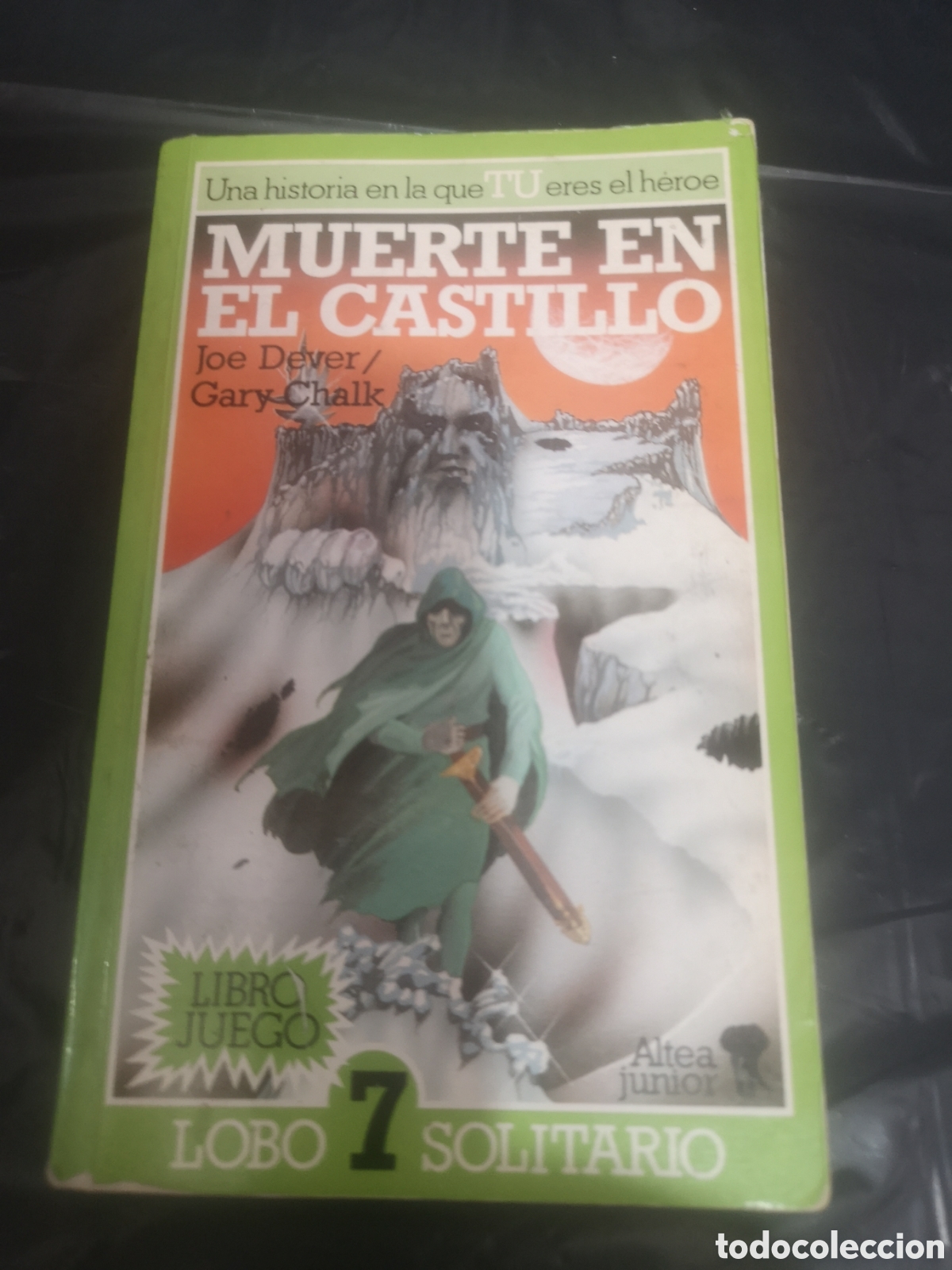 Libros de segunda mano: LIBRO JUEGO MUERTE EN EL CASTILLO JOE DEVER LOBO SOLITARIO ALTEA JUNIOR NUMERO 7