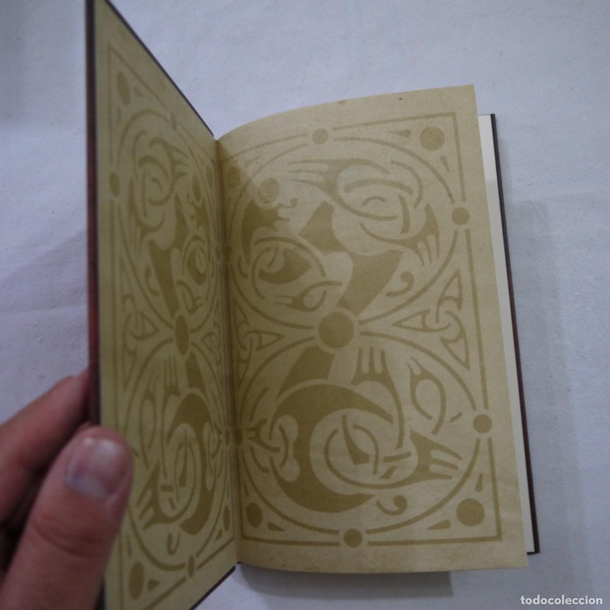 Libros de segunda mano: SAGA DE THOR I. THOR Y EL PODER DE MJ&Ouml;LNIR - GREDOS - 2019 - Foto 2