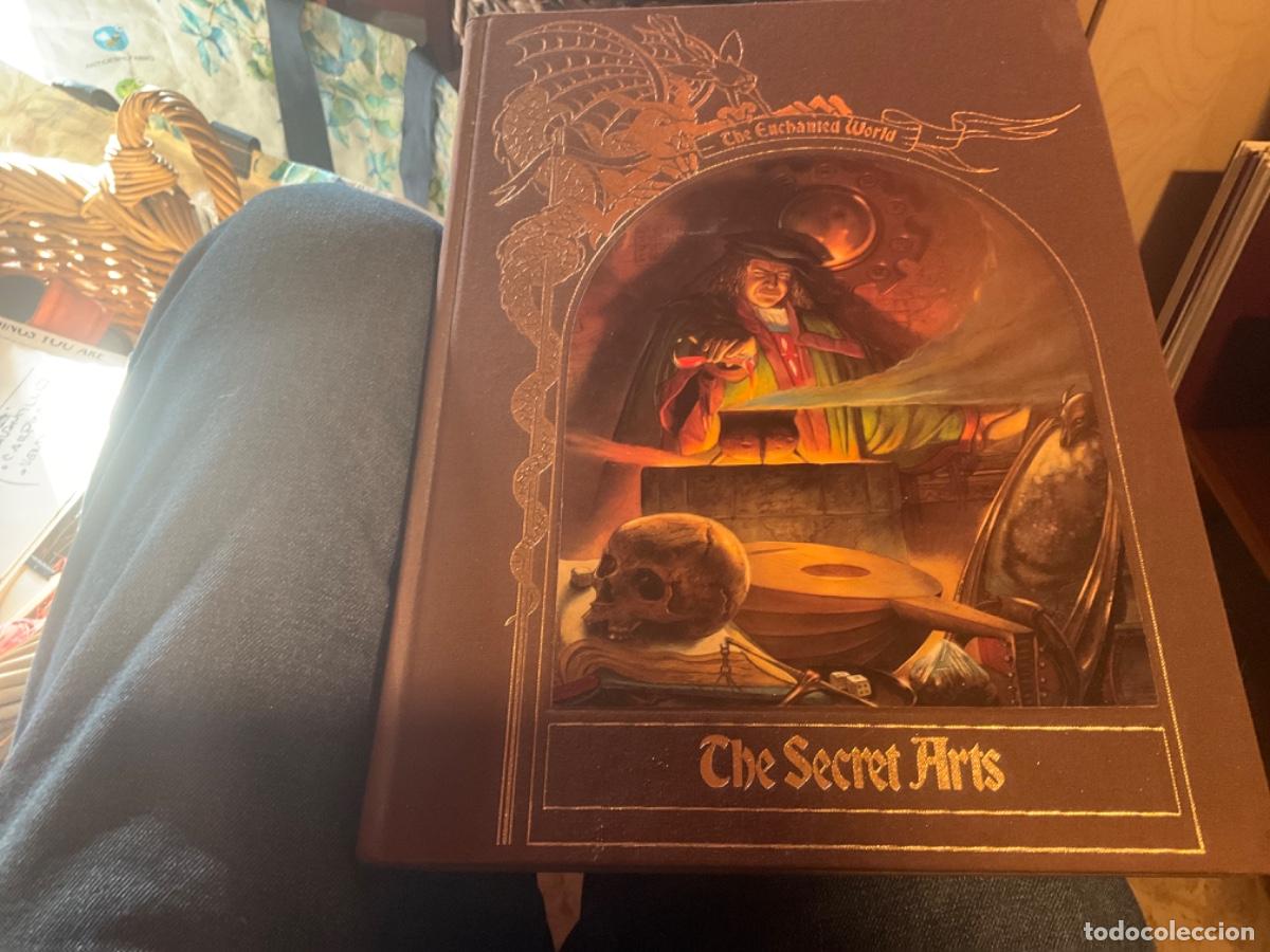 Gebrauchte B&uuml;cher: The Enchanted World the secret arts ilustraciones maravillosas mundo m&aacute;gico
