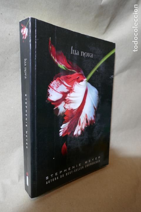 Libros de segunda mano: Lua Nova de Stephenie Meyer (en Portugu&eacute;s) - Foto 3