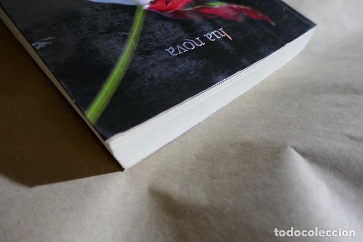 Libros de segunda mano: Lua Nova de Stephenie Meyer (en Portugu&eacute;s) - Foto 4