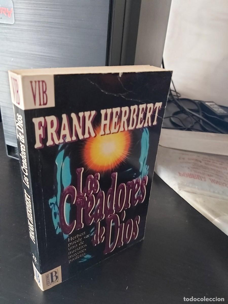 Libros de segunda mano: FRANK HERBERT: LOS CREADORES DE DIOS - Foto 1