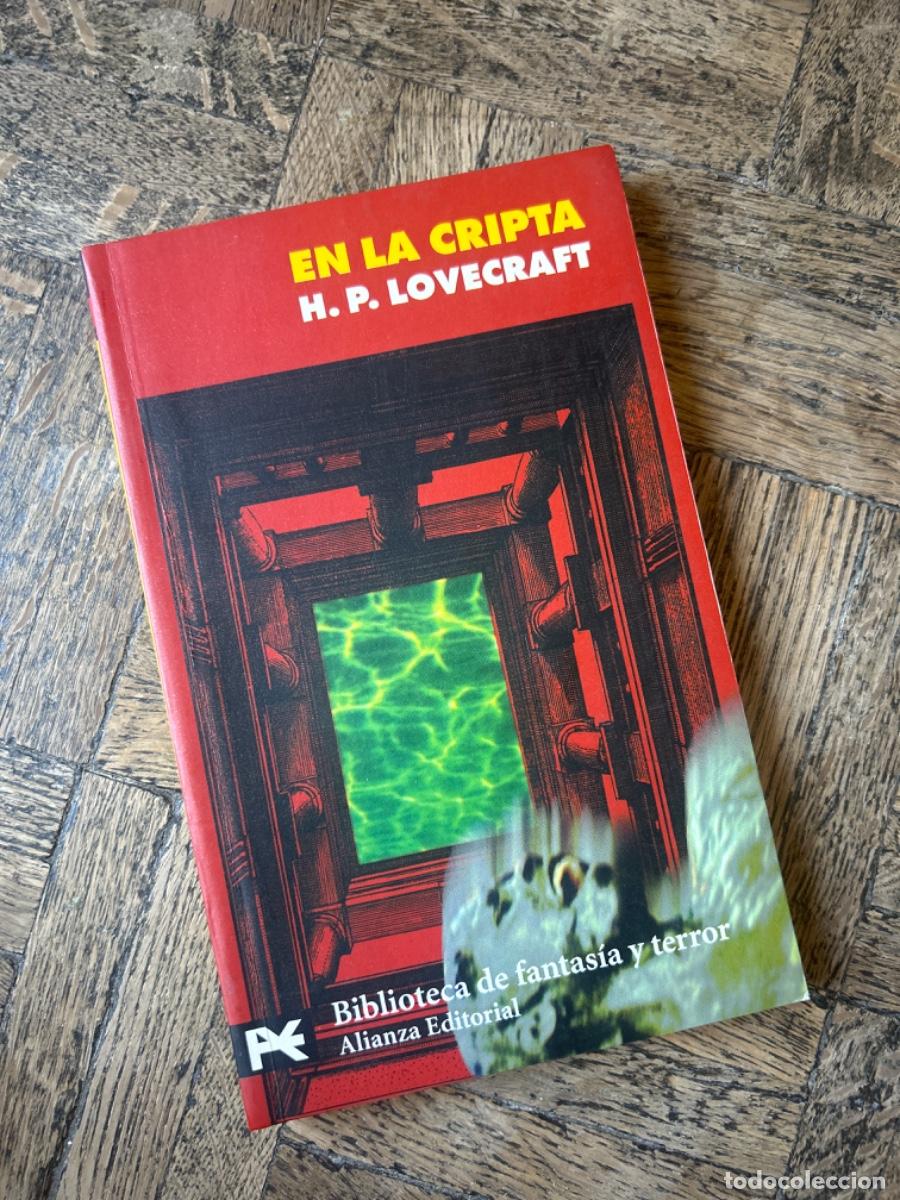 Libros de segunda mano: En la cripta - H. P. Lovecraft - Foto 1