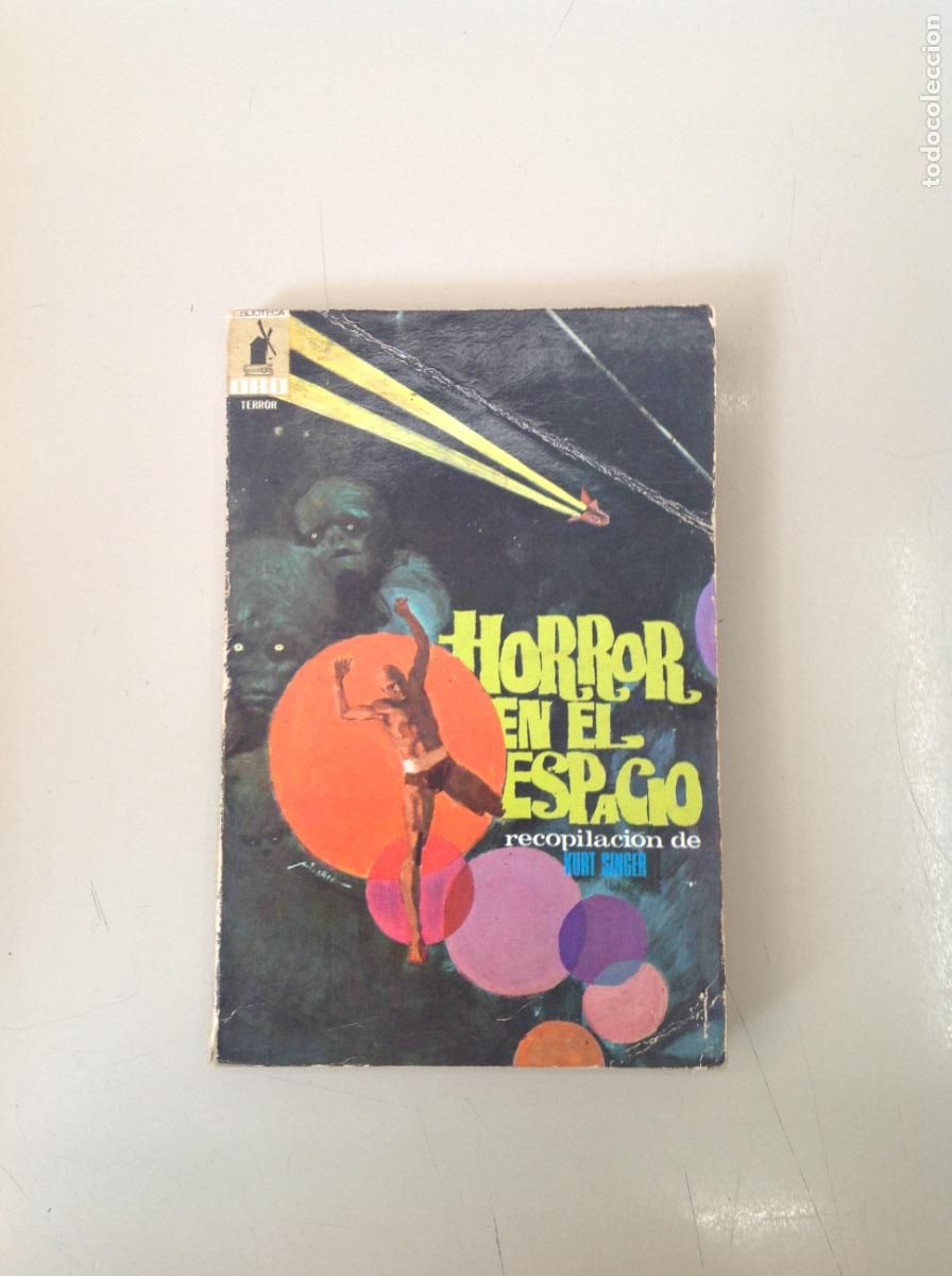 Libros de segunda mano: &rdquo;Horror en el espacio&rdquo;. Kurt Singer - Foto 1