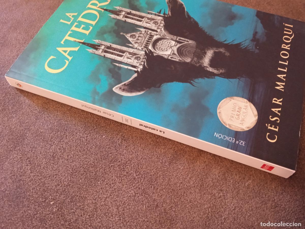 Libros de segunda mano: LA CATEDRAL. CESAR MALLORQUI. GRAN ANGULAR. - Foto 2