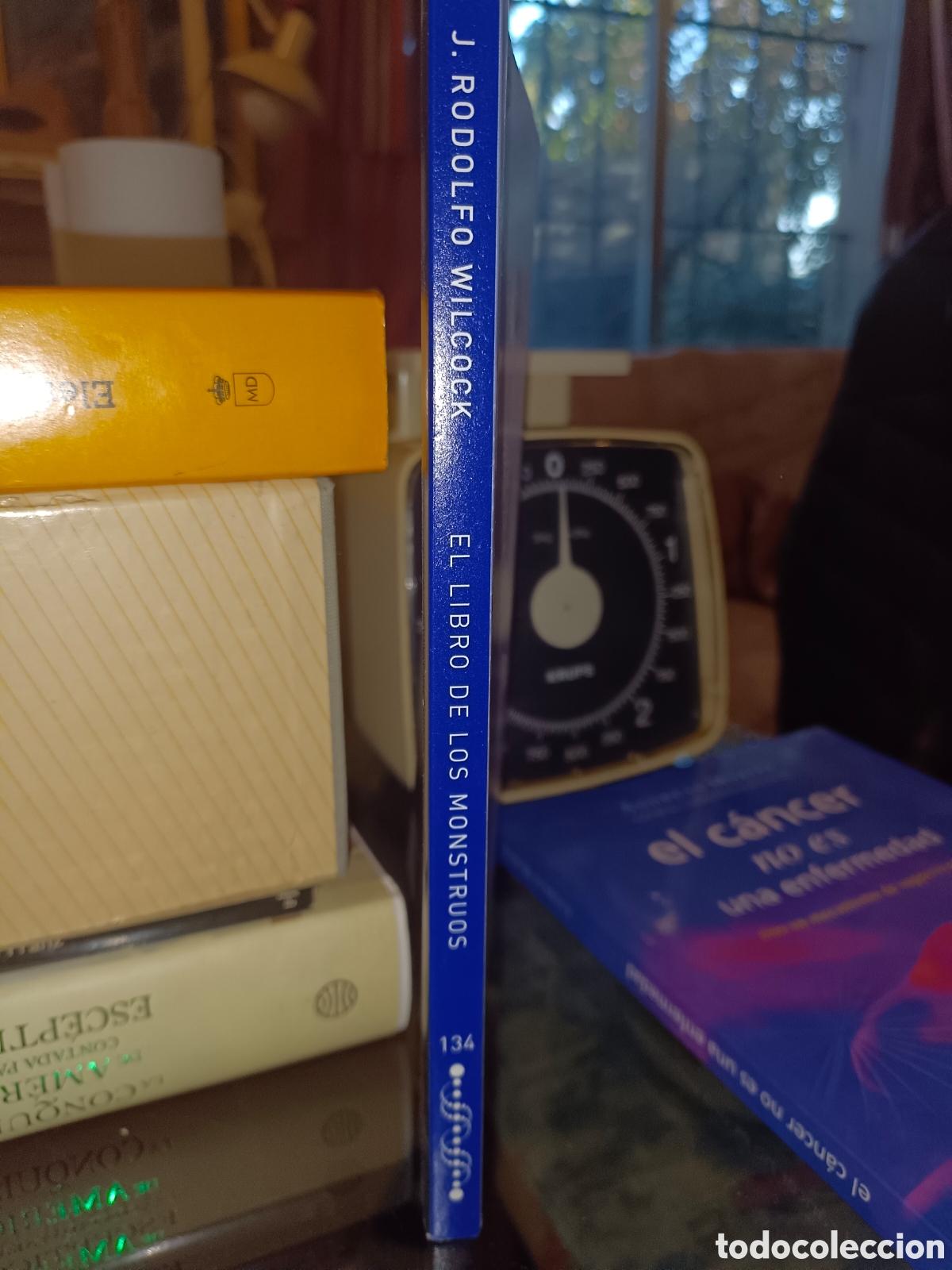 Libros de segunda mano: El libro de los Monstruos - Foto 3