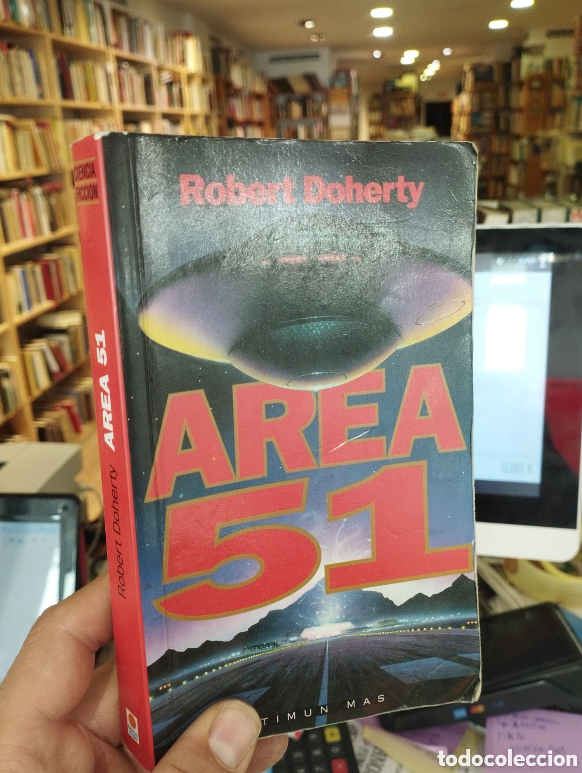 Libros de segunda mano: &Aacute;rea 51 - Robert Doherty - Foto 1