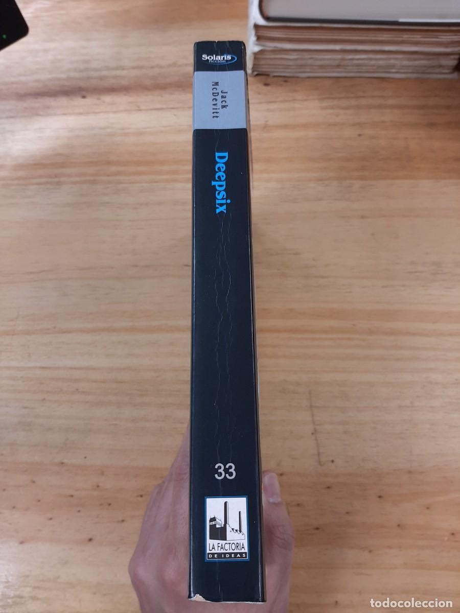 Libros de segunda mano: DEEPSIX - Jack McDevitt - LA FACTORIA DE IDEAS, 2003 - Foto 2