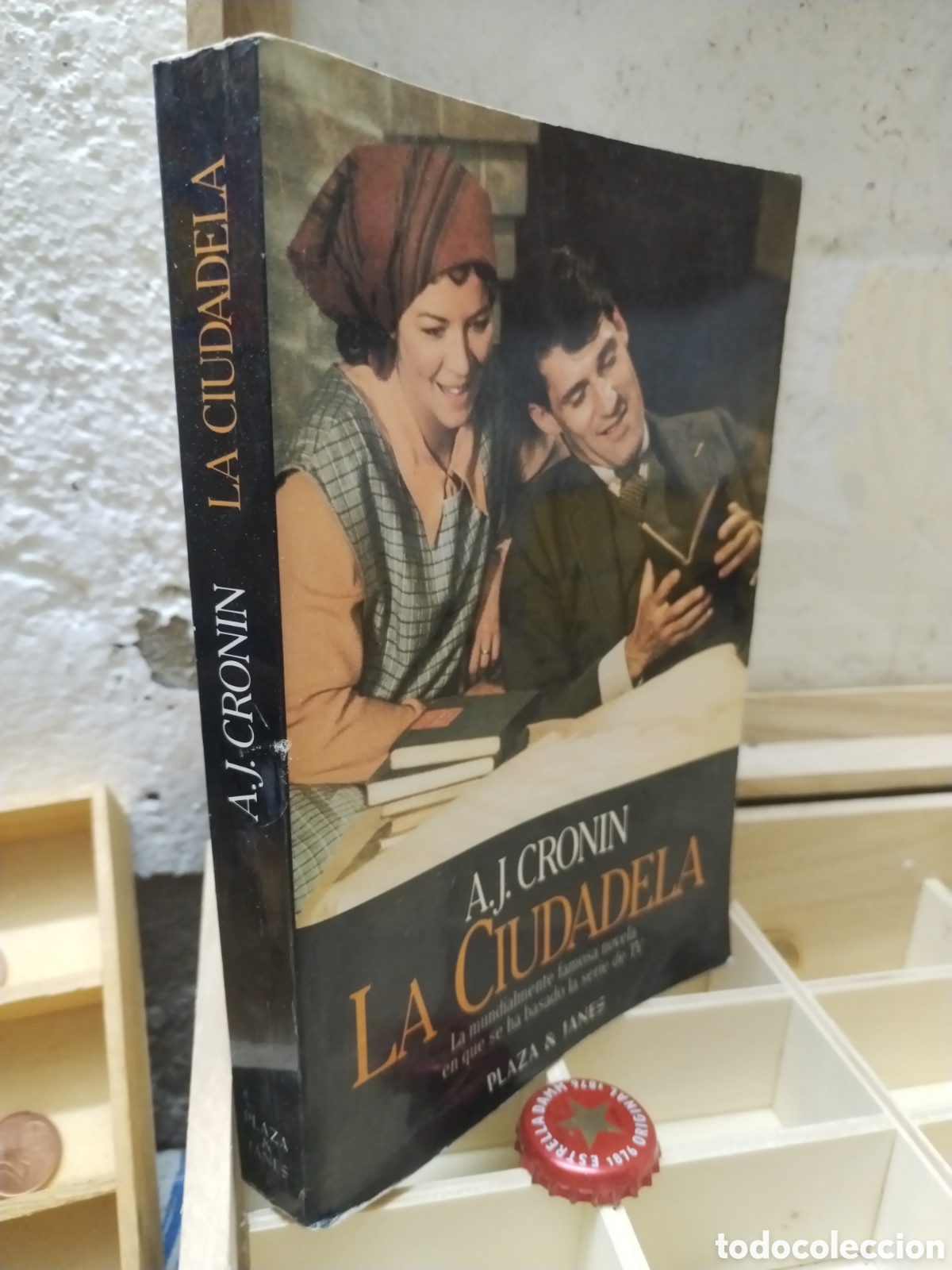 Libros de segunda mano: LA CIUDADELA any 1984