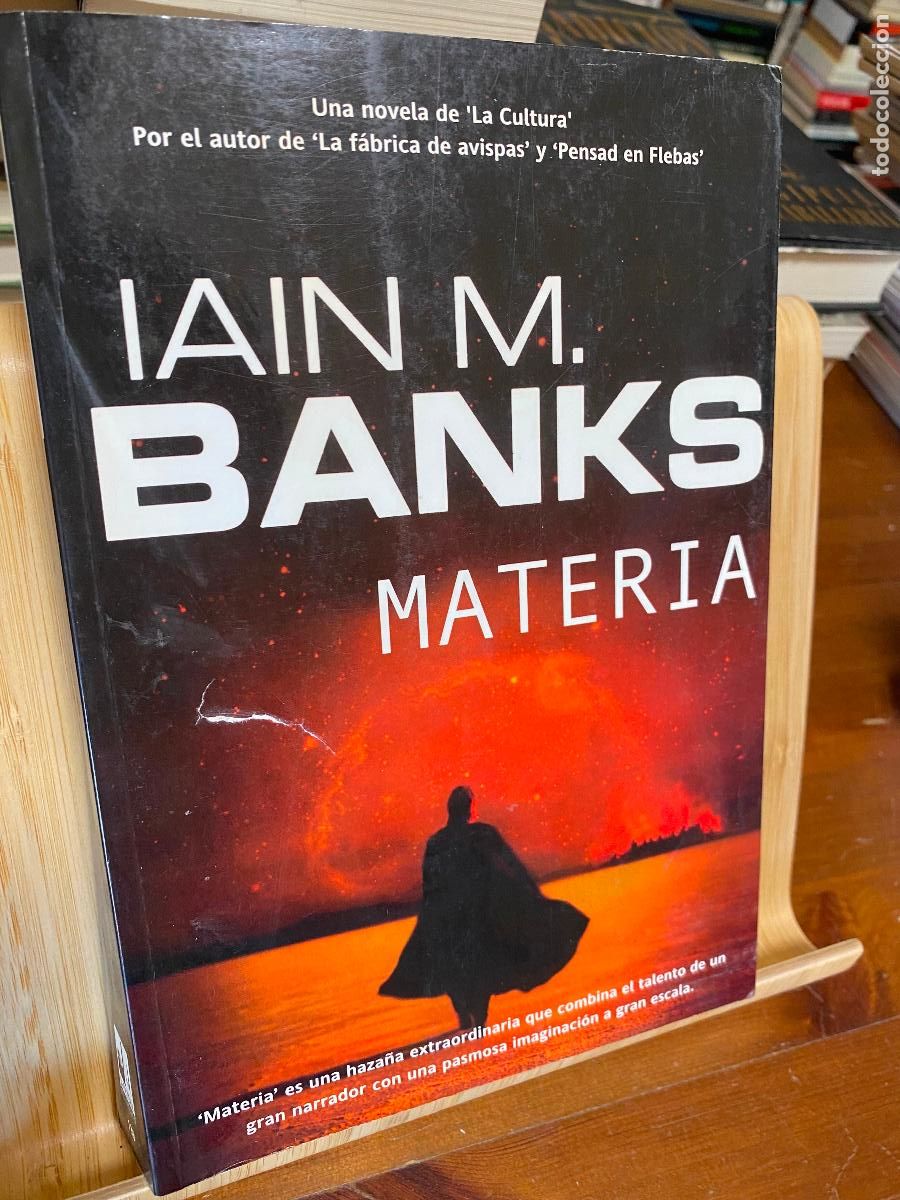 Libri di seconda mano: MATERIA. IAIN M. BANKS. EDITORIAL LA FACTOR&Iacute;A DE IDEAS.