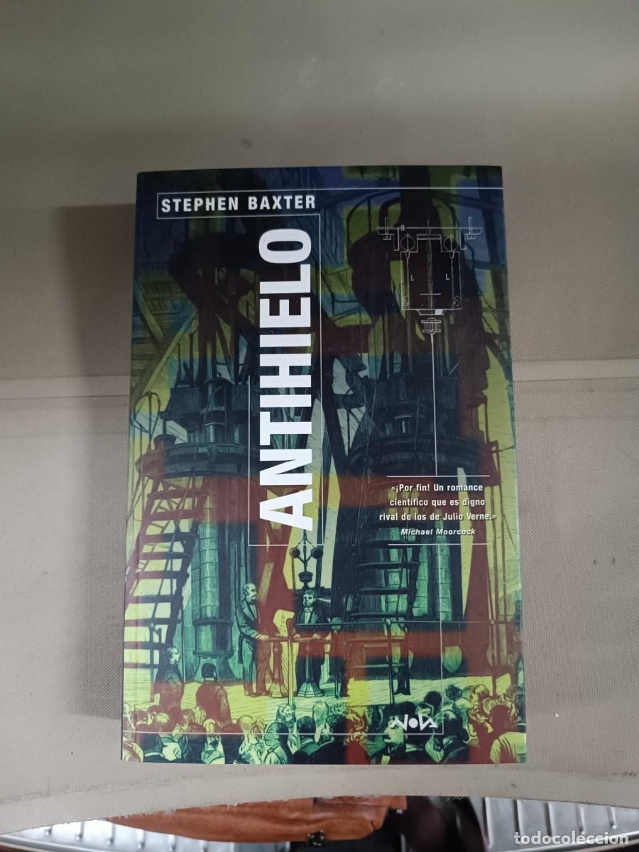 Libros de segunda mano: Antihelio - Stephen Baxter. Nova - Foto 1