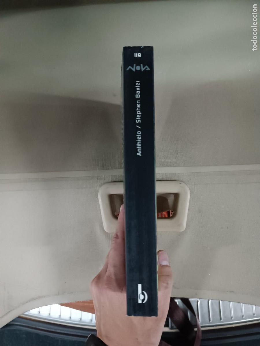 Libros de segunda mano: Antihelio - Stephen Baxter. Nova - Foto 3