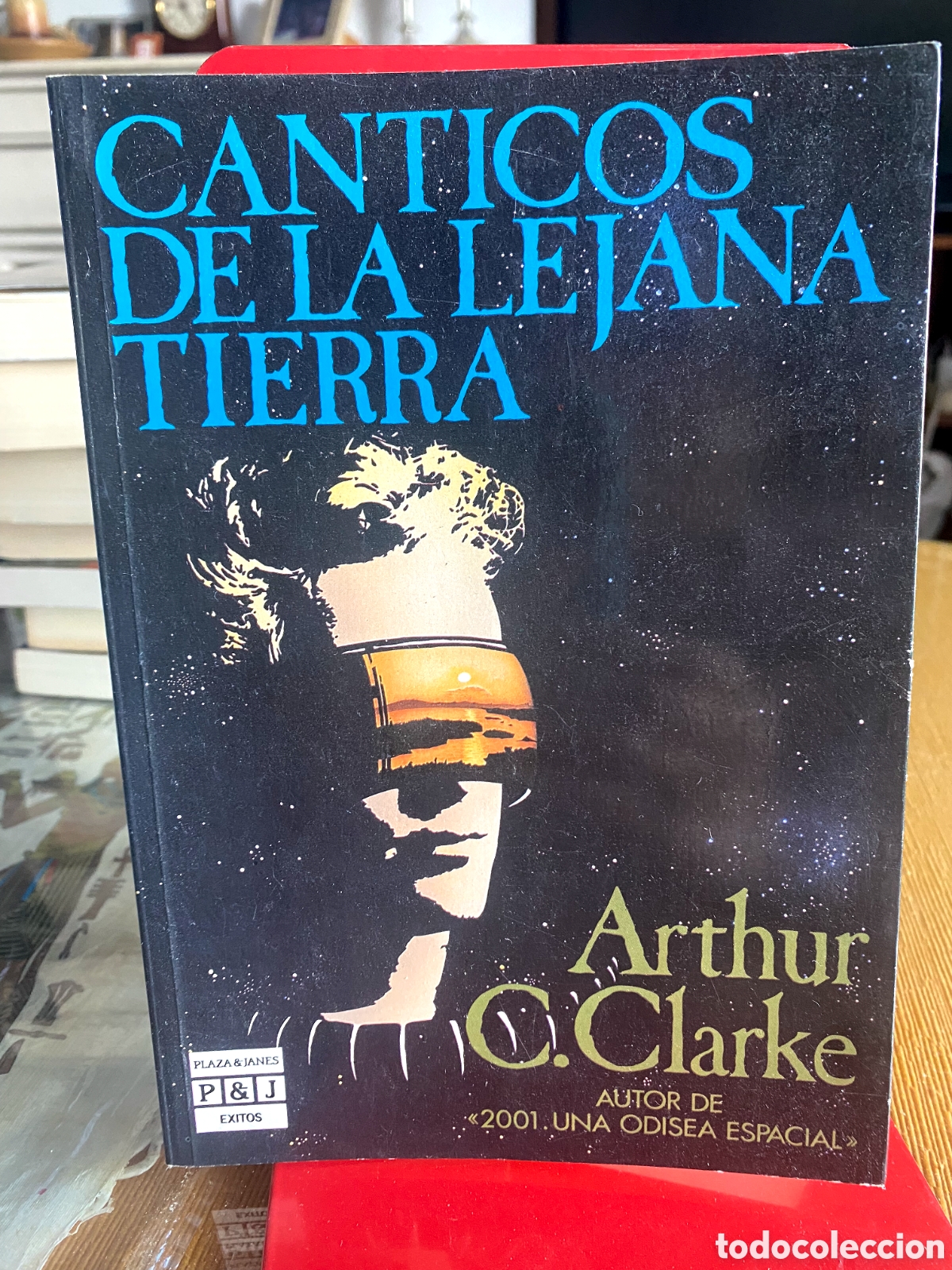 Gebrauchte B&uuml;cher: C&aacute;nticos de la lejana tierra. Arthur C, Clarke (PEDIDO MINIMO 10&euro;)