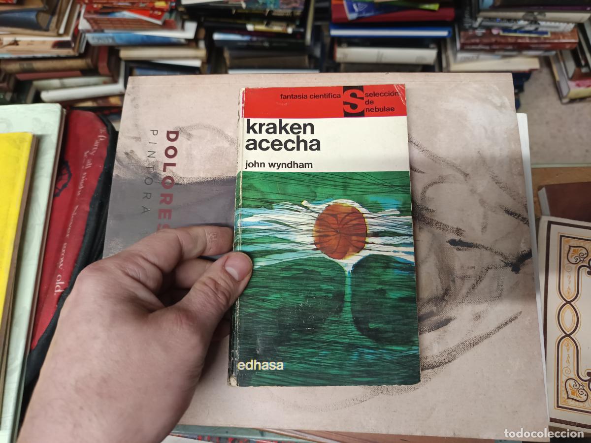 Libros de segunda mano: KRAKEN ACECHA . JOHN WYNDHAM . FANTAS&Iacute;A CIENT&Iacute;FICA . SELECCI&Oacute;N DE NEBULAE . EDHASA. 1965