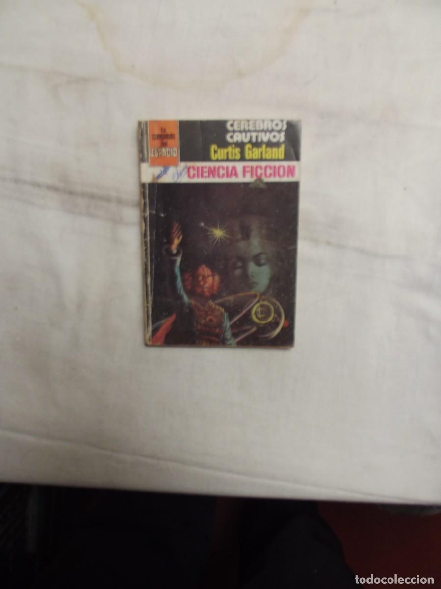 Libros de segunda mano: NOVELA CIENCIA FICCION - CEREBROS CAUTIVOS POR CURTIS GARLAND