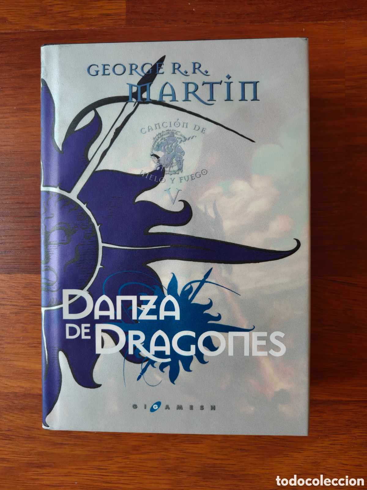 Libros de segunda mano: Danza de dragones. Juego de Tronos. Edici&oacute;n de lujo. Tapa dura con sobrecubierta. Gigamesh.
