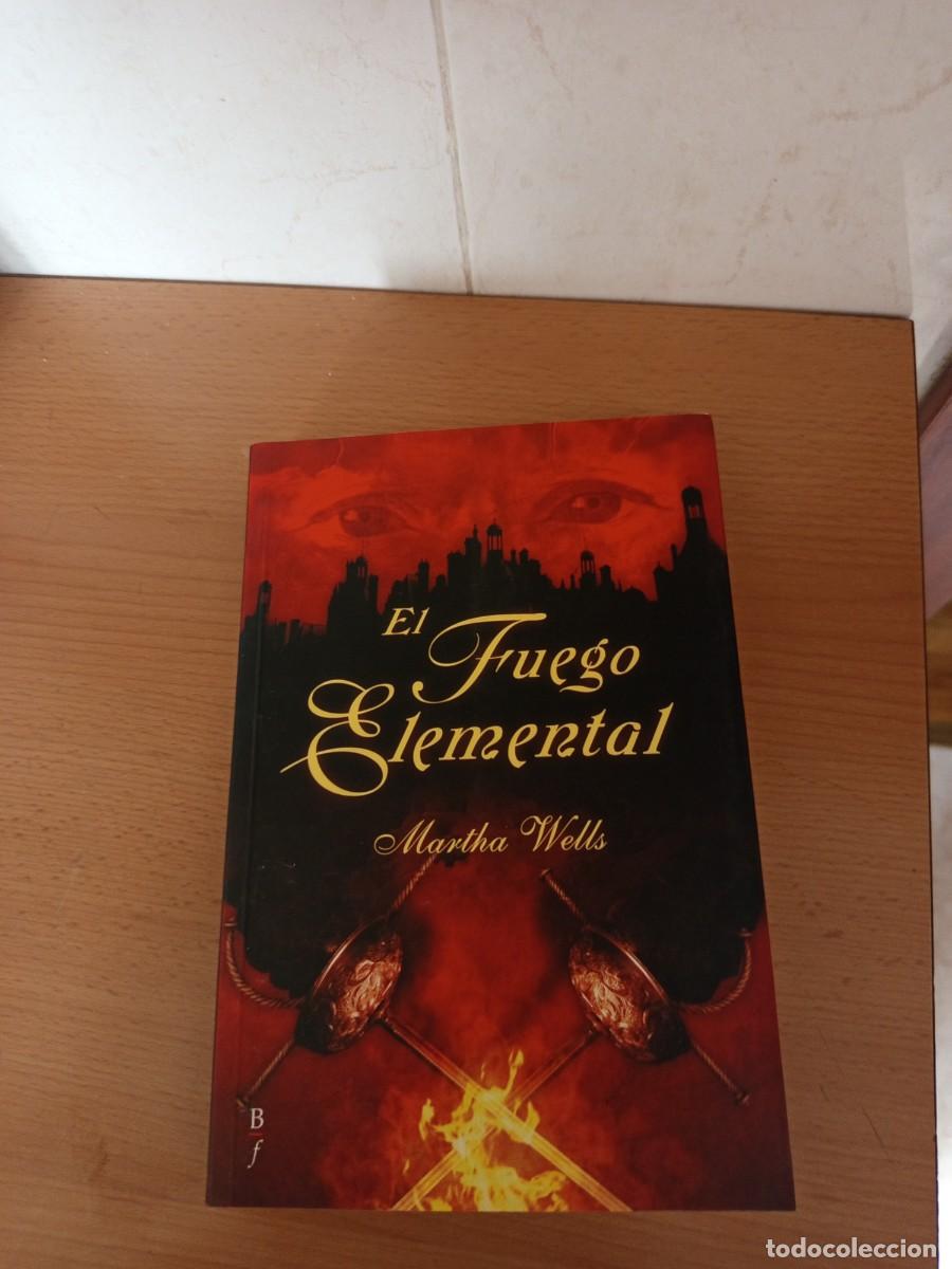 Livres d'occasion: EL FUEGO ELEMENTAL, MARTHA WELLS, BIBLIOPOLIS