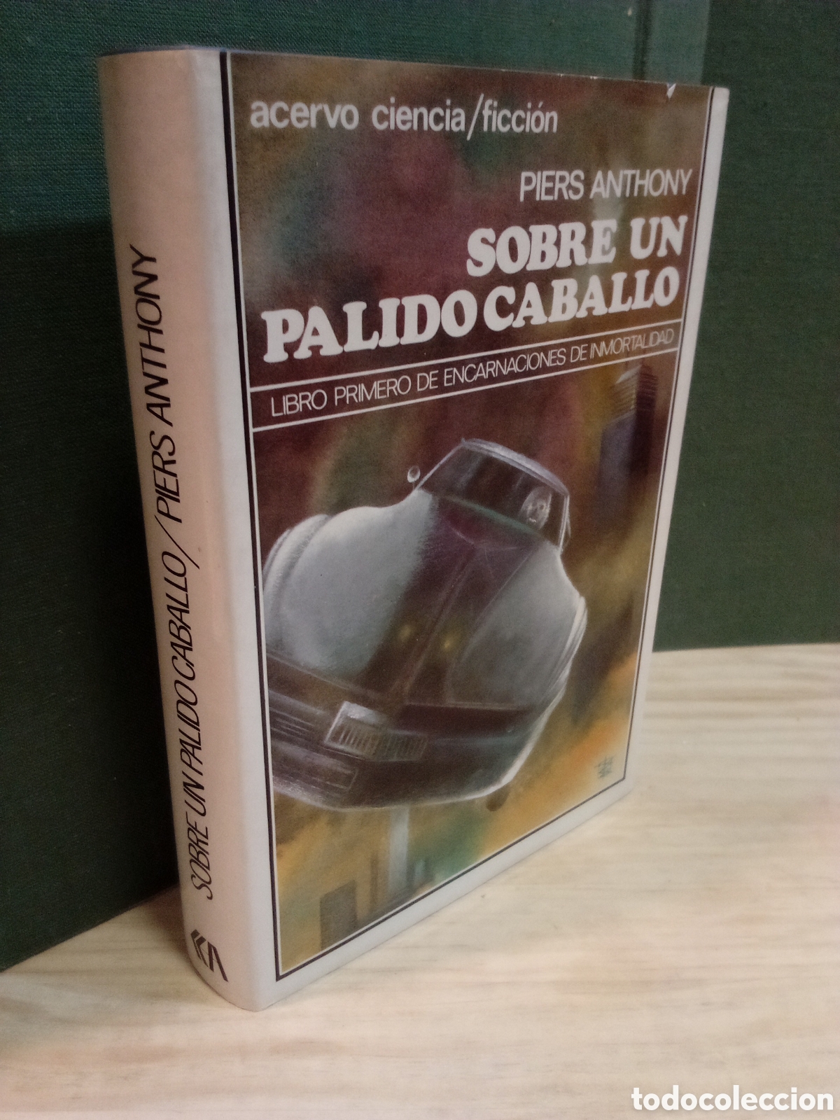 Libros de segunda mano: Piers Anthony - Sobre un P&aacute;lido Caballo