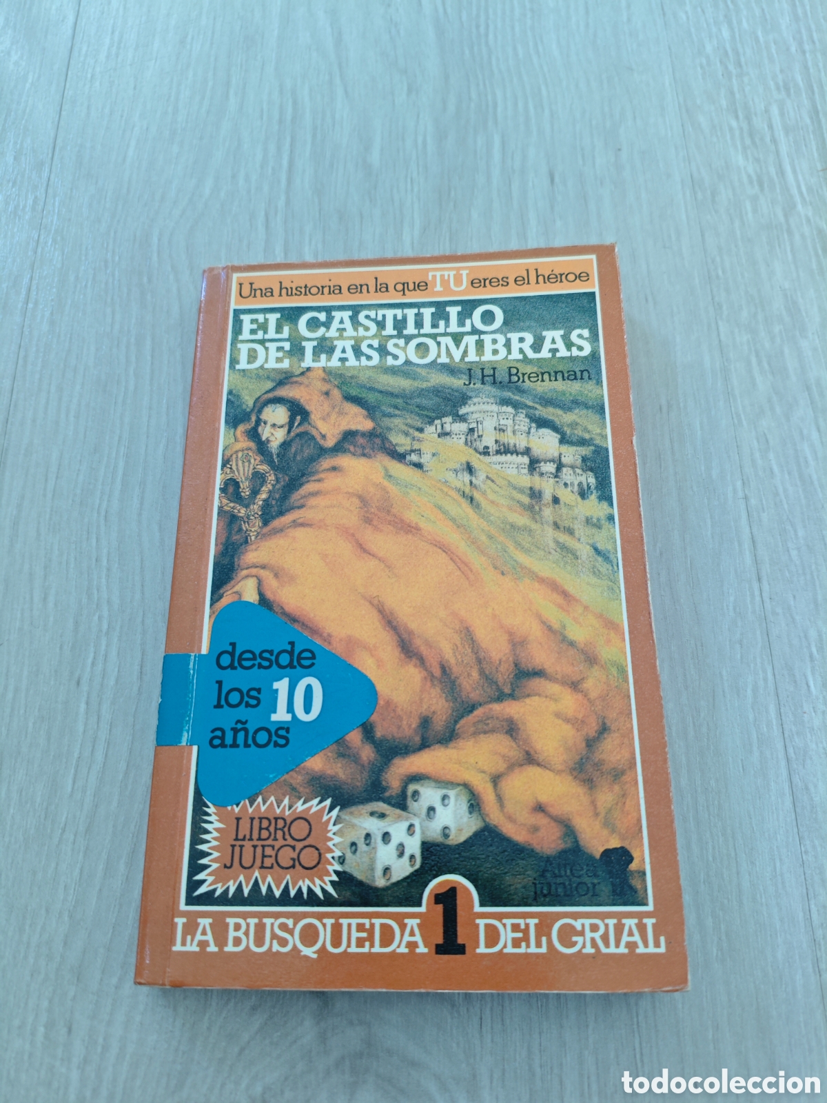 Second hand books: ALTEA JUNIOR - LA BUSQUEDA DEL GRIAL - 1 EL CASTILLO DE LAS SOMBRAS