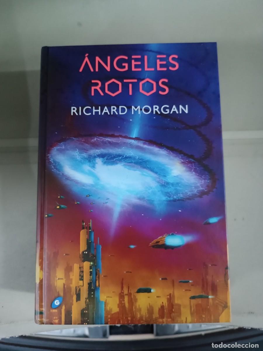 Libros de segunda mano: &Aacute;ngeles rotos. Takeshi Kovacs 02 - Richard Morgan. Gigamesh