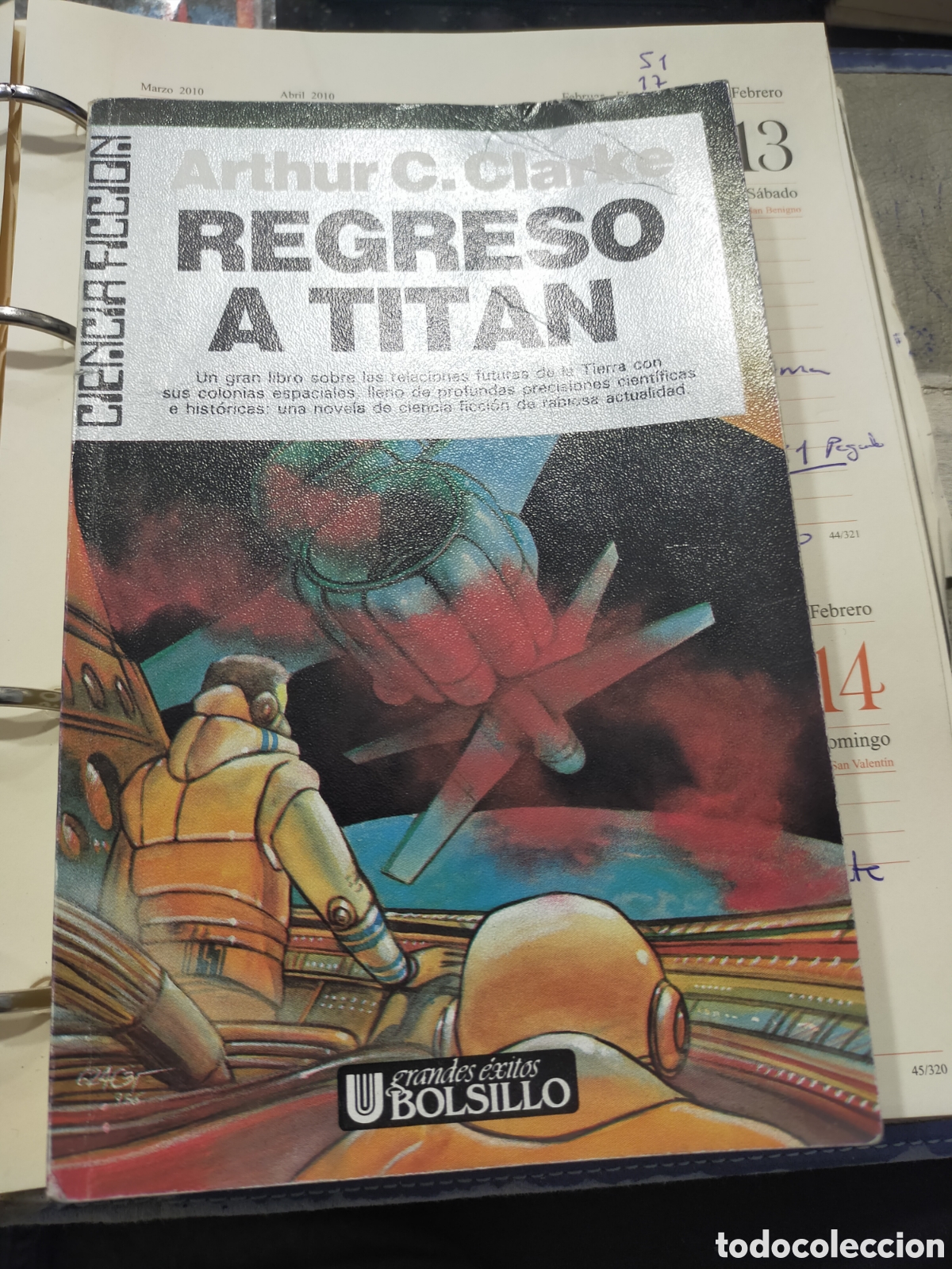 Libros de segunda mano: REGRESO A TITAN ARTHUR C CLARKE ULTRAMAR BOLSILLO