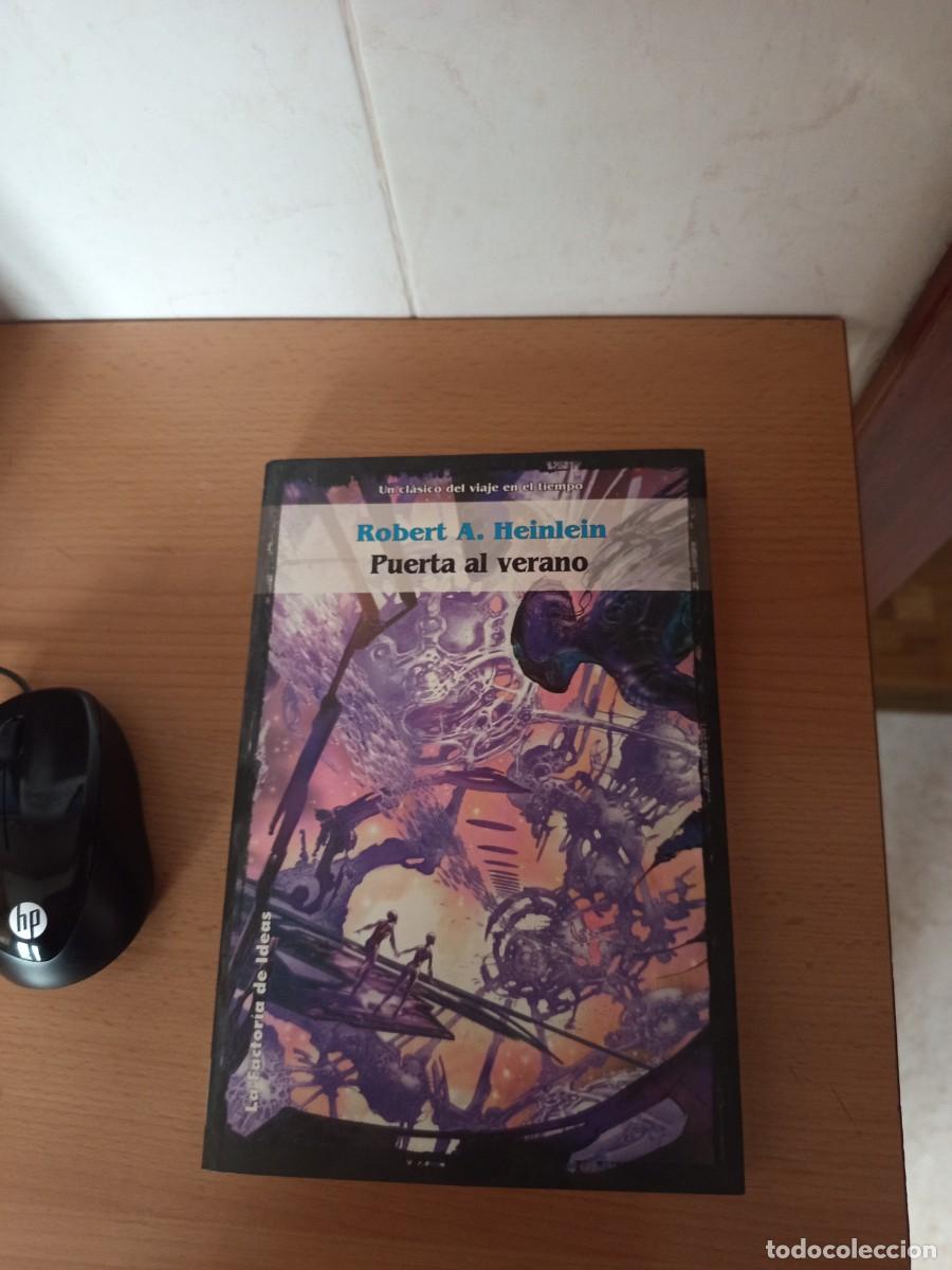 Libros de segunda mano: PUERTA AL VERANO, ROBERT A. HEINLEIN, LA FACTOR&Iacute;A DE IDEAS