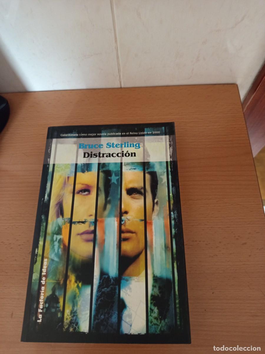 Libri di seconda mano: DISTRACCI&Oacute;N, BRUCE STERLING, LA FACTOR&Iacute;A DE IDEAS