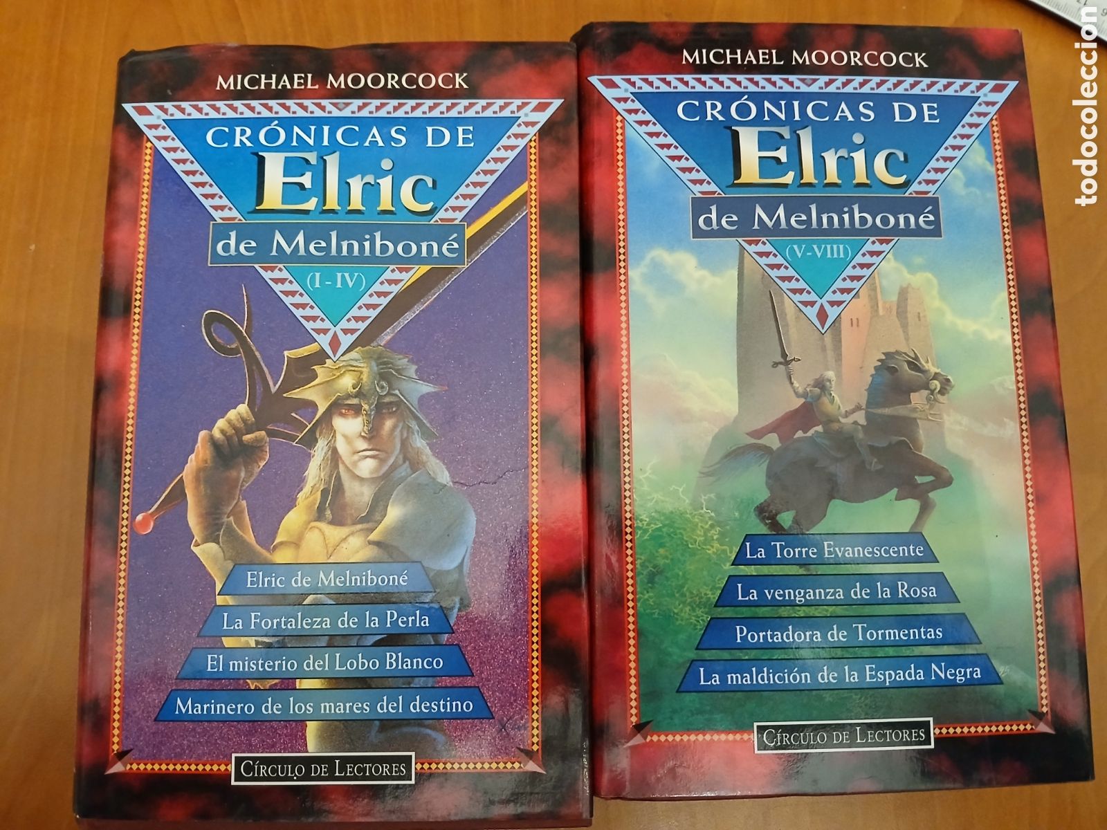 Libros de segunda mano: Cr&oacute;nicas de Elric. Michael Moorcock. 2 tomos ( Completa )
