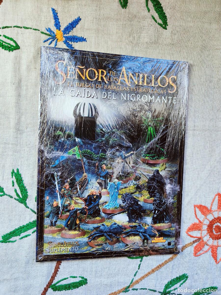 Libros de segunda mano: La Ca&iacute;da del Nigromante. El Se&ntilde;or de los Anillos. El juego de batallas estrat&eacute;gicas. Games Workshop.