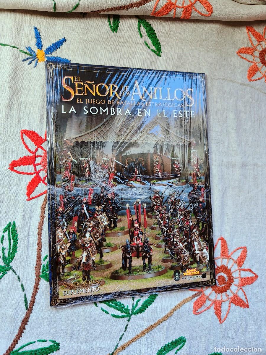 Libros de segunda mano: La Sombra en el Este. El Se&ntilde;or de los Anillos. El juego de batallas estrat&eacute;gicas. Games Workshop.